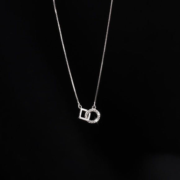 Silver Interlocking Double Ring Necklace – Minimalist Zirconia Clavicle Chain with Adjustable Extender