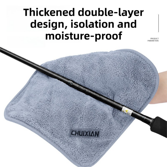 2 Pack Microfibre Fishing Towel with Overlapping Pocket & Carabiner Clip - 24 x 24cm Thickened Absorbent Fish Handling Cloth for Lure Fishing and Outdoor Angling