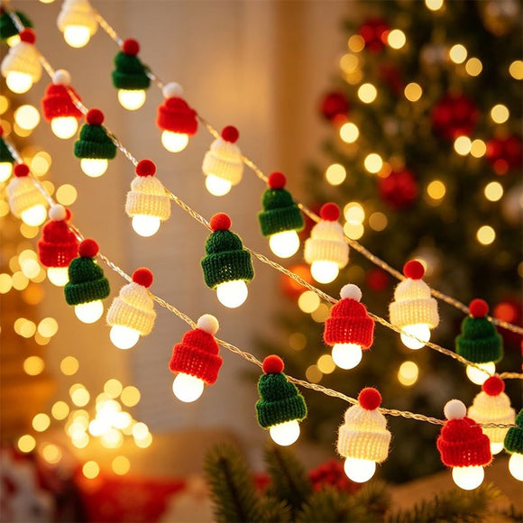 Christmas Knitted Hat String Lights (1.5M)- Warm White LED Fairy Lights with Red, Green and White Mini Hat Covers, Battery Powered Festive Decor for Tree, Mantel and Windows