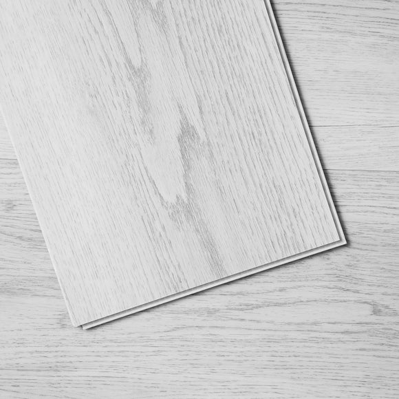 VEVORrlocking Vinyl Floor Tiles 48 x 7.3 inch, 10 Tiles 5.5mm Thick Snap Together, Light Gray Wood Grain DIY Flooring for Kitchen, Dining Room, Bedrooms & Bathrooms, Easy for Home Decor - RnR Galore