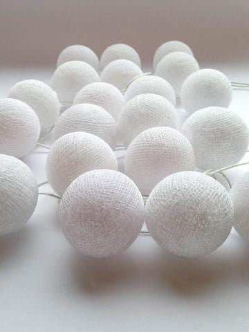 1 Set of 20 LED White 5cm Cotton Ball Battery Powered String Lights Christmas Gift Home Wedding Party Bedroom Decoration Outdoor Indoor Table Centrepiece - RnR Galore