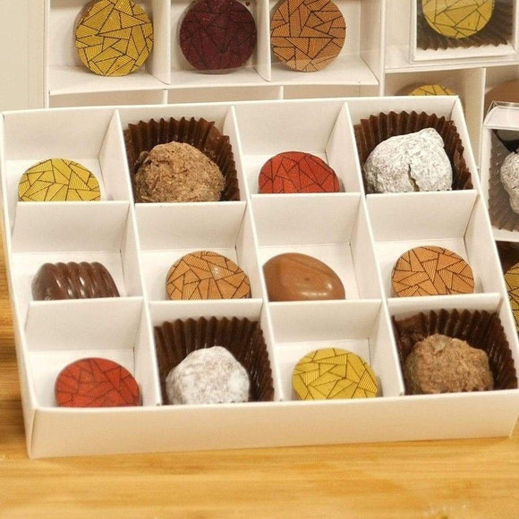 10 Pack of White Card Chocolate Sweet Soap Product Retail Gift Box - 12 bay 4x4x3cm Compartments - Clear Slide On Lid - 16x12x3cm - RnR Galore